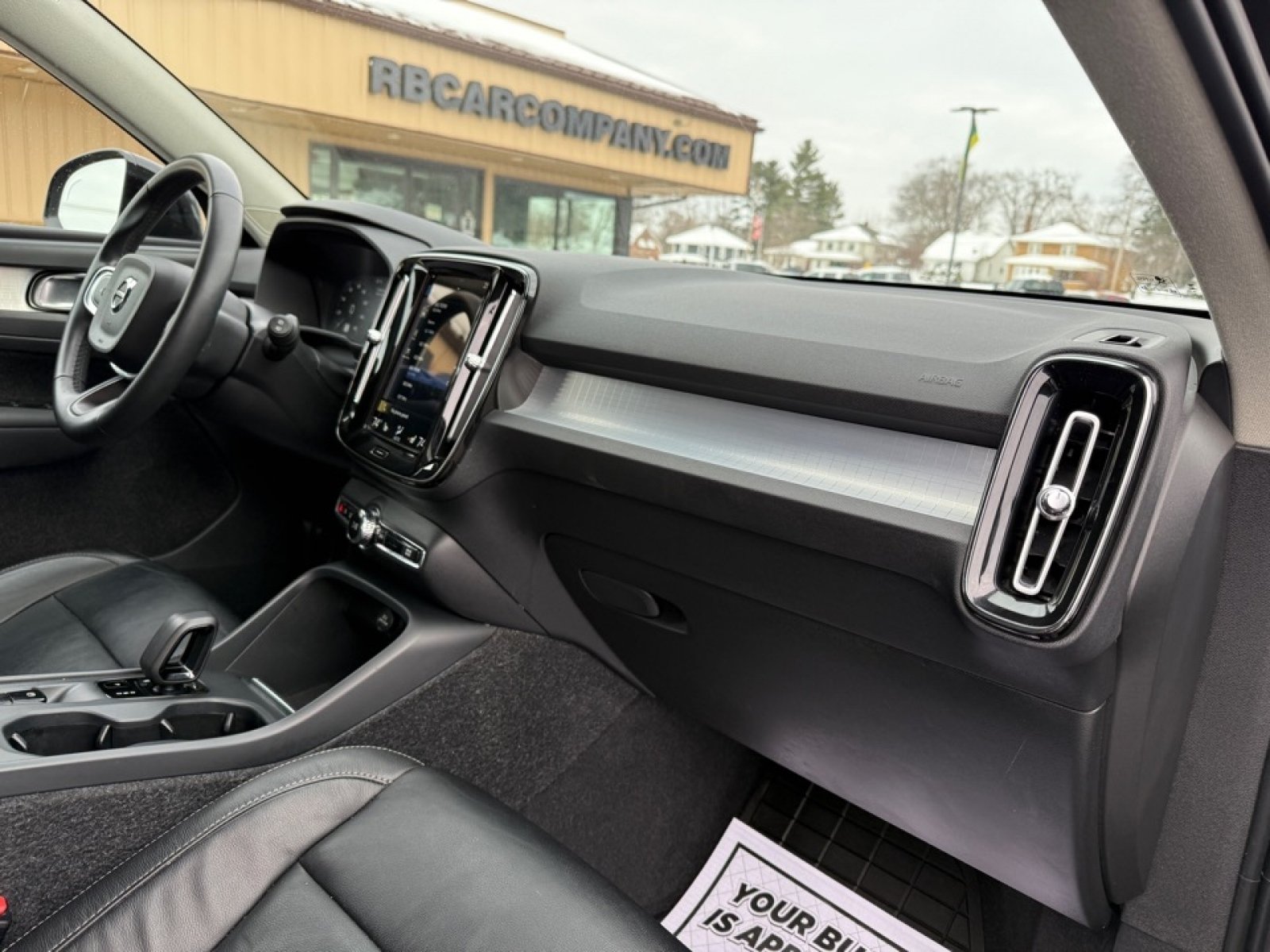 Used 2022 Volvo XC40 T5 Momentum AWD/4WD image 12
