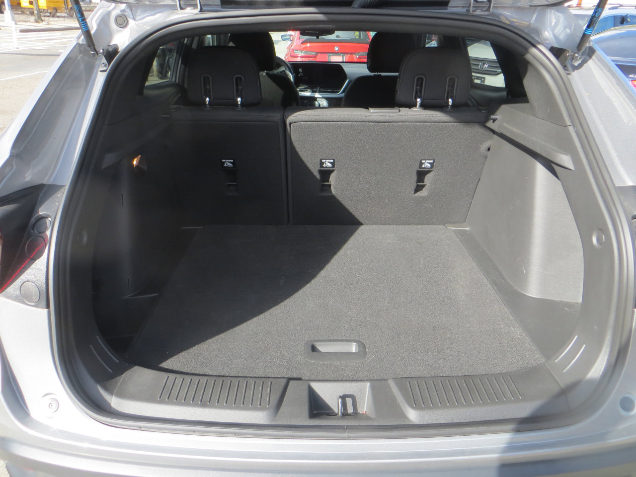 Used 2024 Chevrolet Trax RS w/ Driver Confidence Package image 20