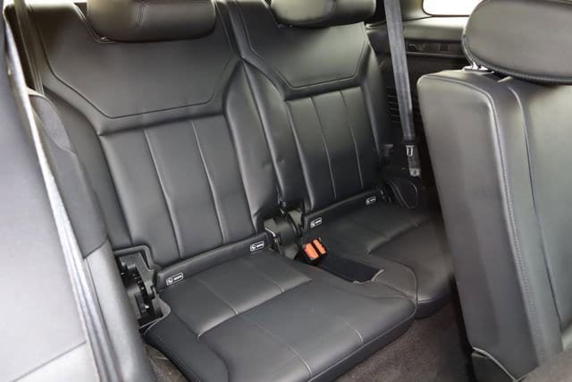 Used 2019 Land Rover Discovery HSE AWD/4WD image 20