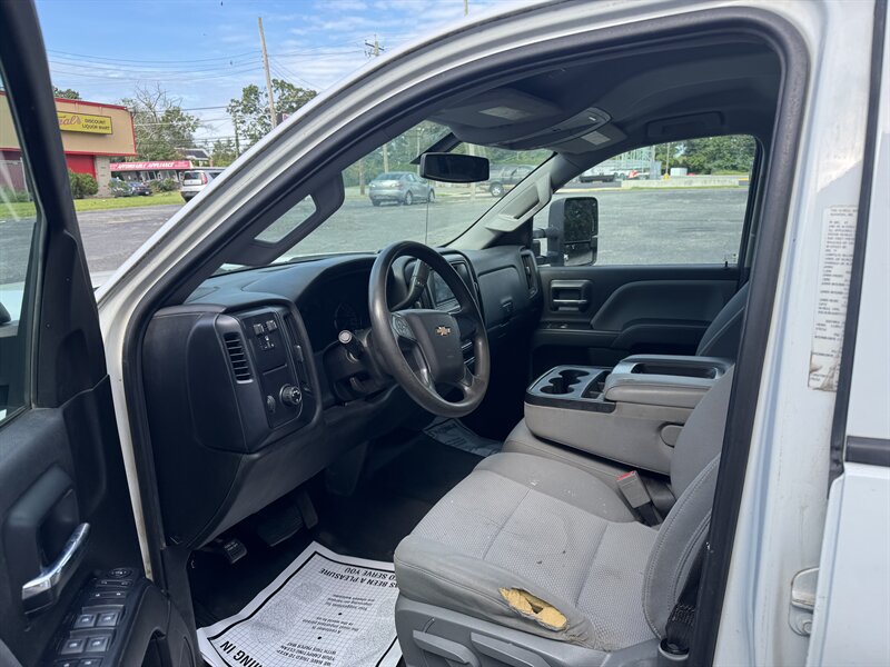 Used 2019 Chevrolet Silverado 2500 W/T w/ WT Convenience Package RWD image 9
