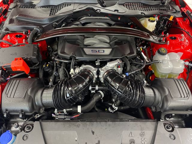 Used 2025 Ford Mustang GT Premium RWD image 19