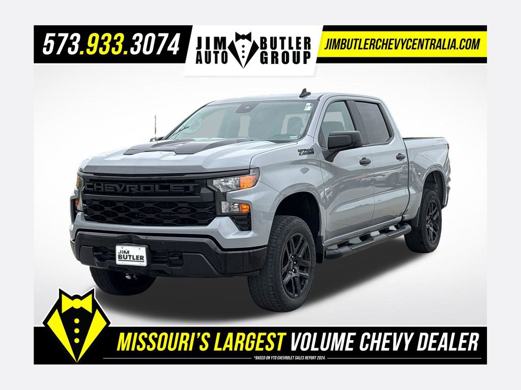 Used 2024 Chevrolet Silverado 1500 Custom Trail Boss w/ Turbomax Blackout Package AWD/4WD image 1