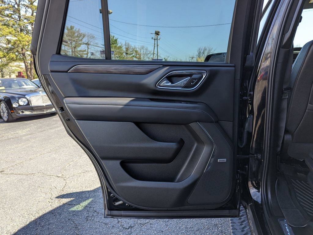 Used 2023 Chevrolet Tahoe Z71 AWD/4WD image 34