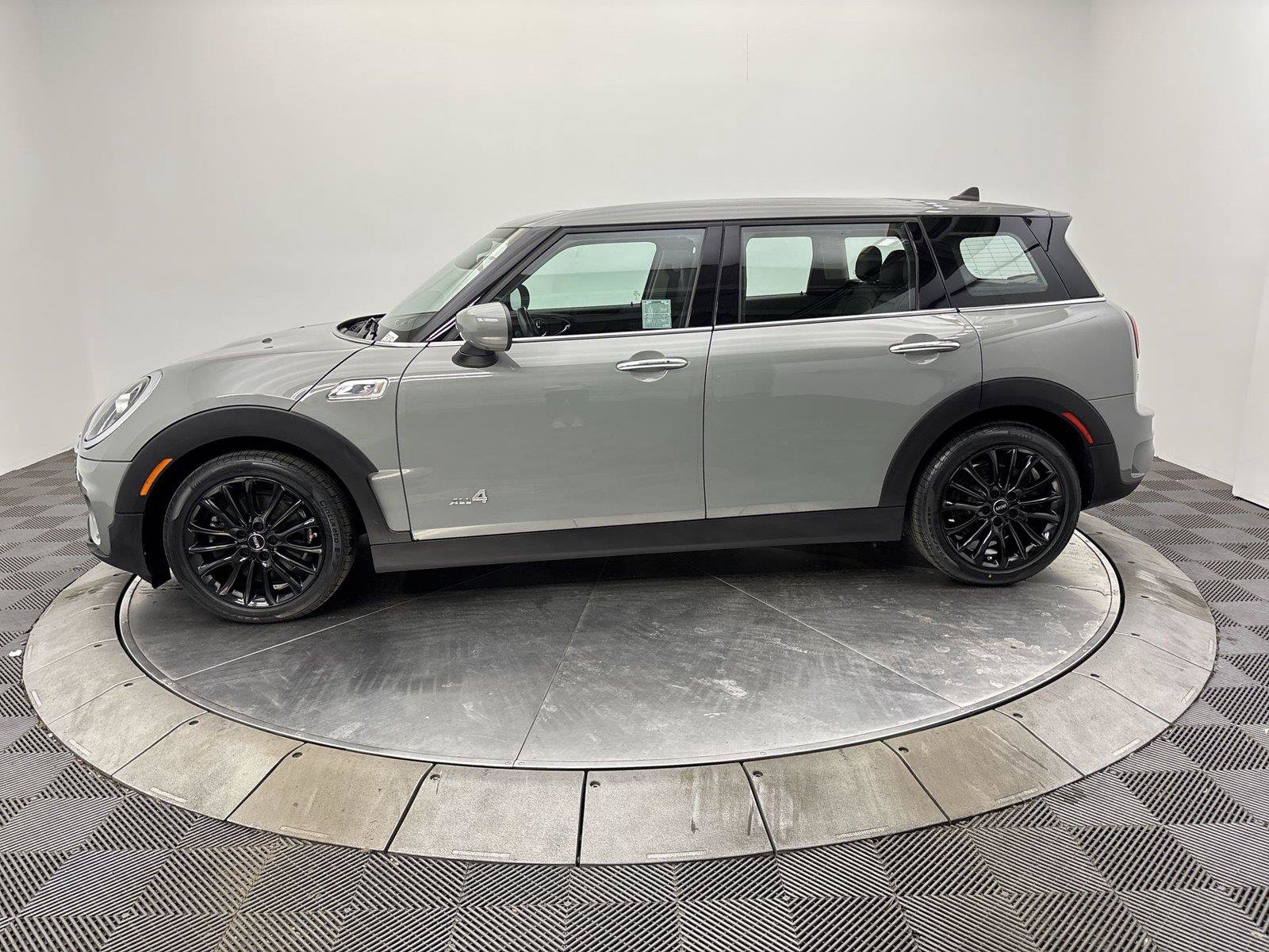 Used 2020 MINI Cooper Clubman S FWD image 16