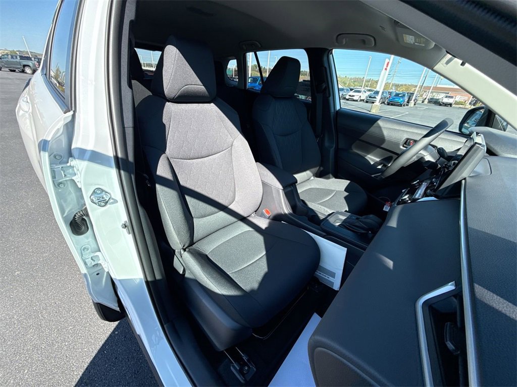 New 2026 Toyota Corolla Cross LE image 30