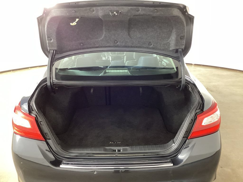 Used 2017 Nissan Altima 2.5 S w/ Power Driver Seat Package FWD image 26