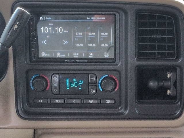 Used 2003 Chevrolet Tahoe LT AWD/4WD image 18