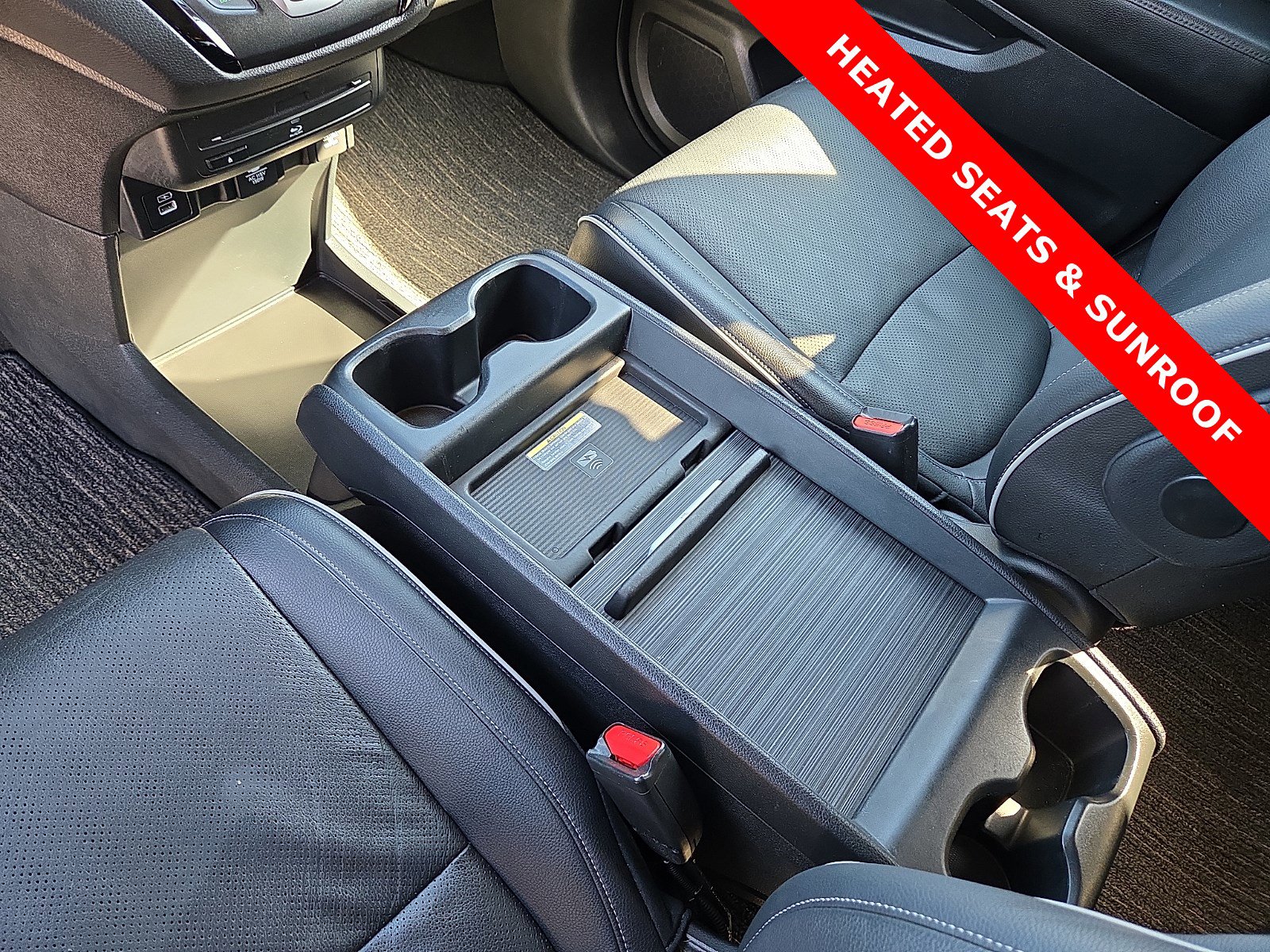 Used 2024 Honda Odyssey Elite image 25