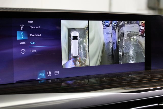 New 2026 Cadillac Escalade ESV Luxury w/ Touring Package image 19