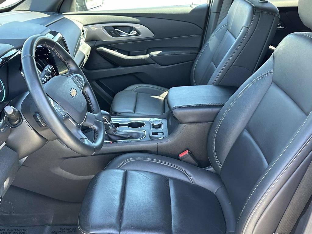 Used 2023 Chevrolet Traverse LT AWD/4WD image 17