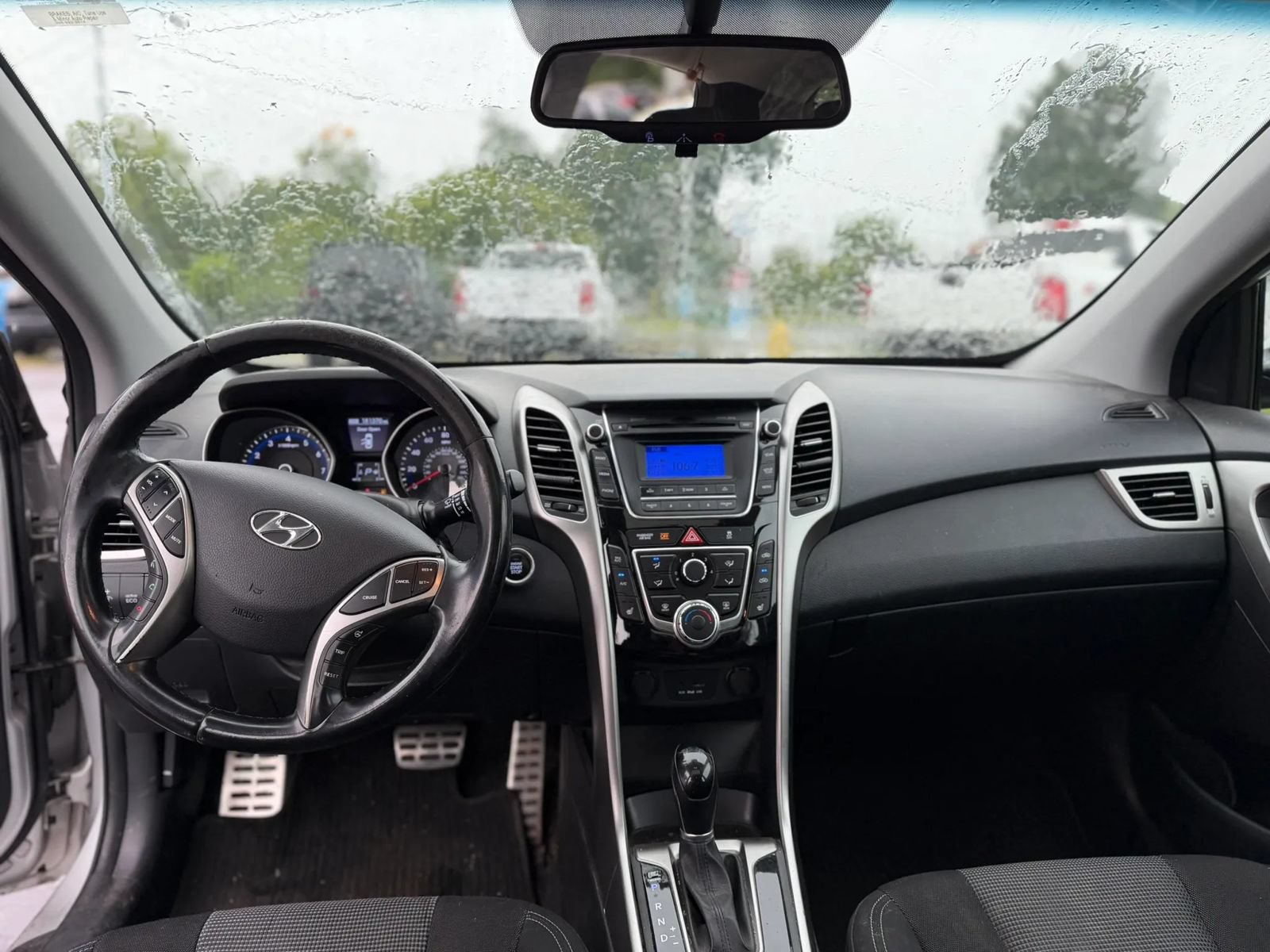 Used 2013 Hyundai Elantra GT w/ Touch & Go Pkg FWD image 11
