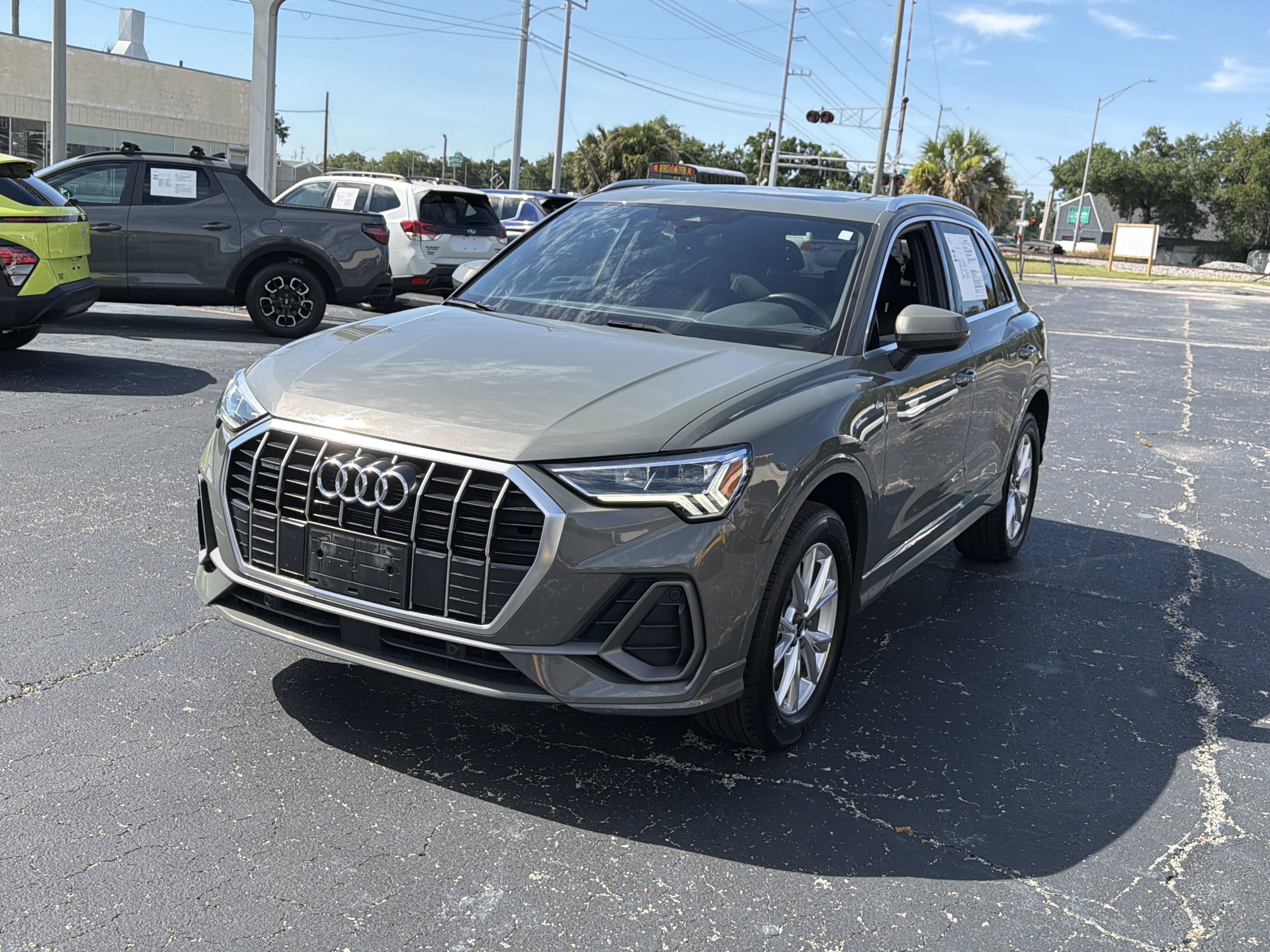 Used 2025 Audi Q3 2.0T Premium AWD/4WD image 8