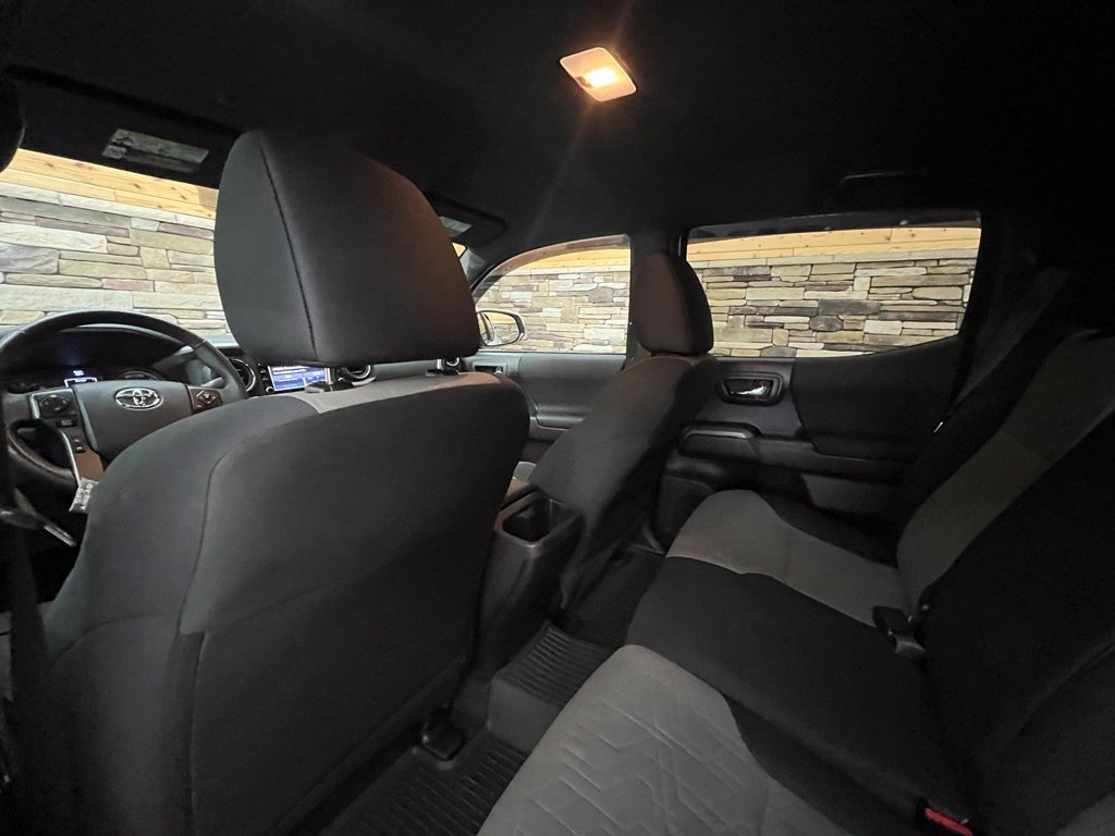 Used 2023 Toyota Tacoma TRD Off-Road AWD/4WD image 51