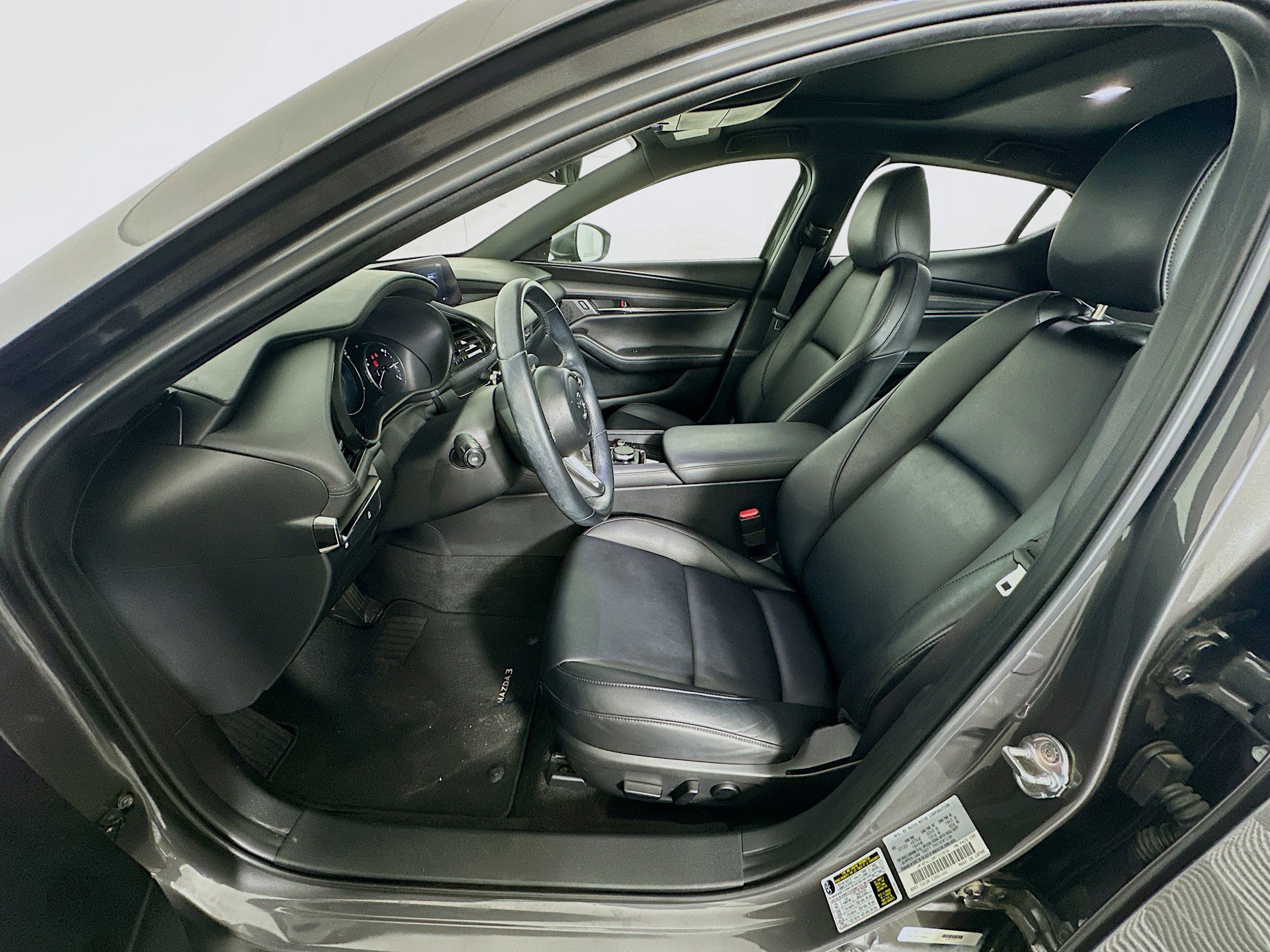 Used 2021 MAZDA MAZDA3 s image 13