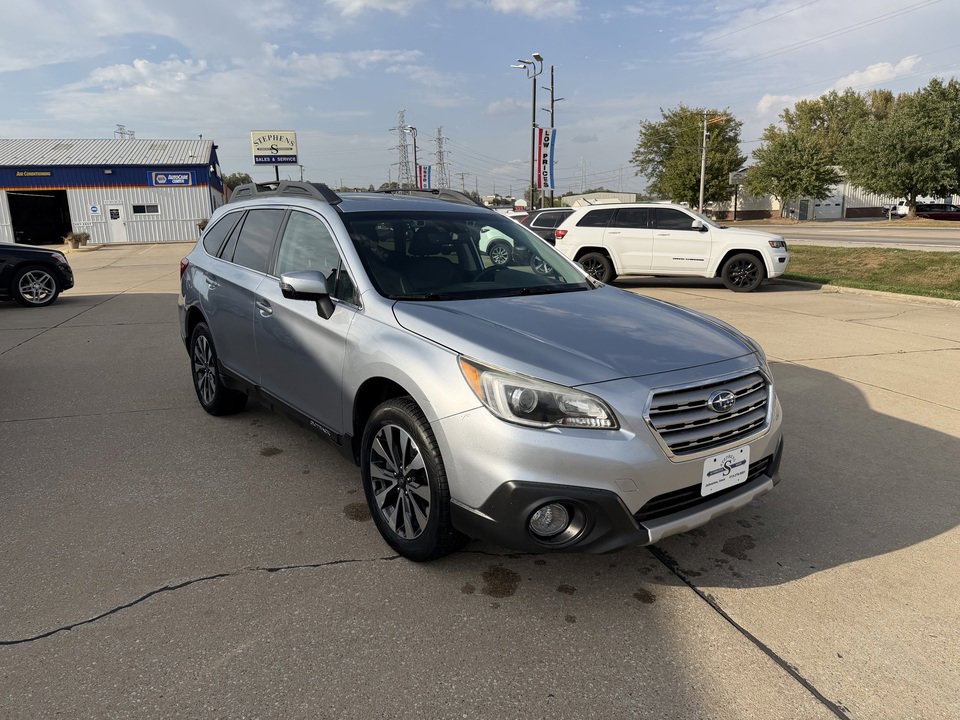 Used 2017 Subaru Outback 2.5i Limited image 3