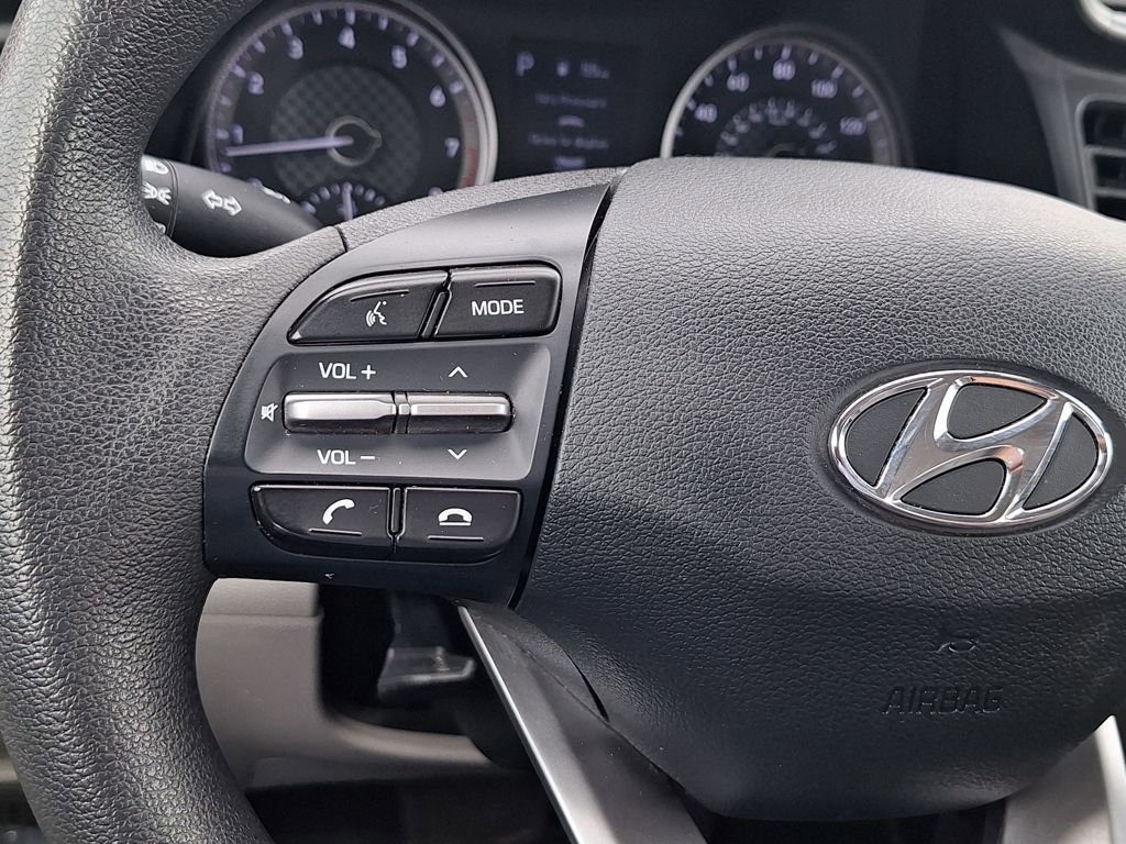 Used 2020 Hyundai Elantra SEL image 15