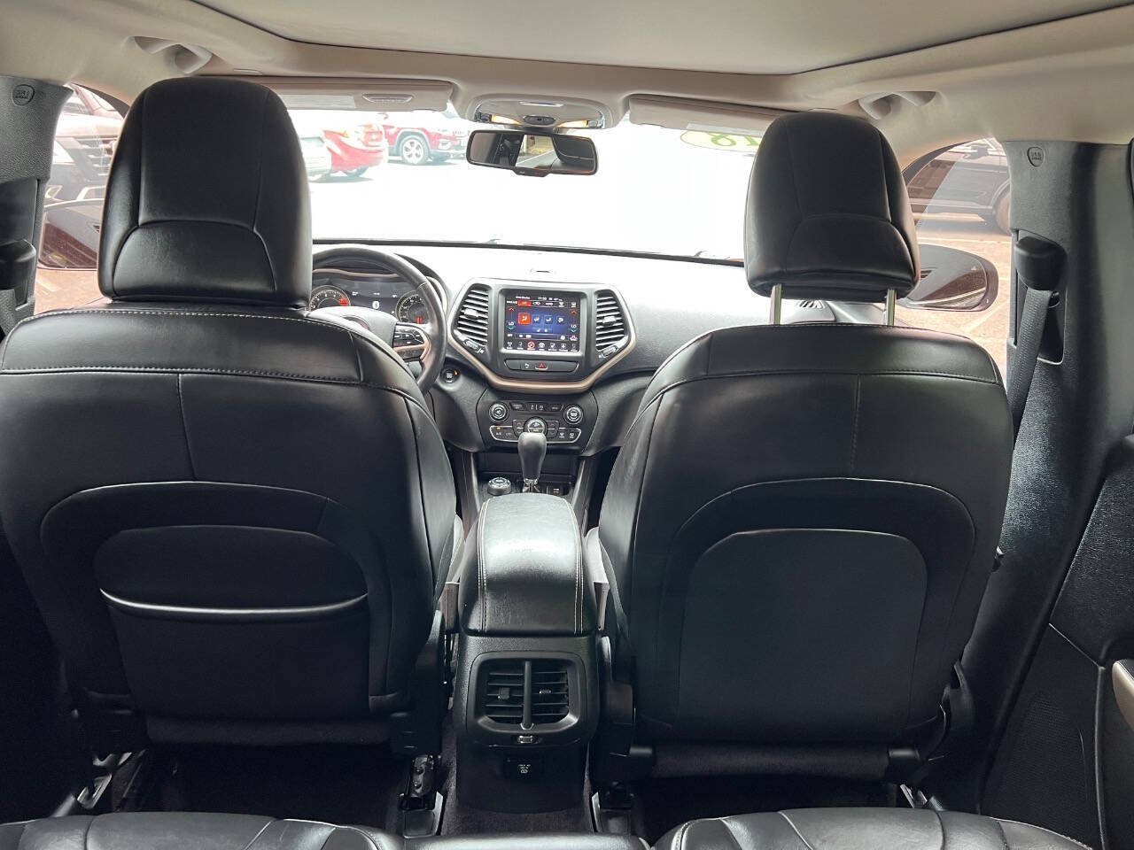 Used 2018 Jeep Cherokee Limited AWD/4WD image 21