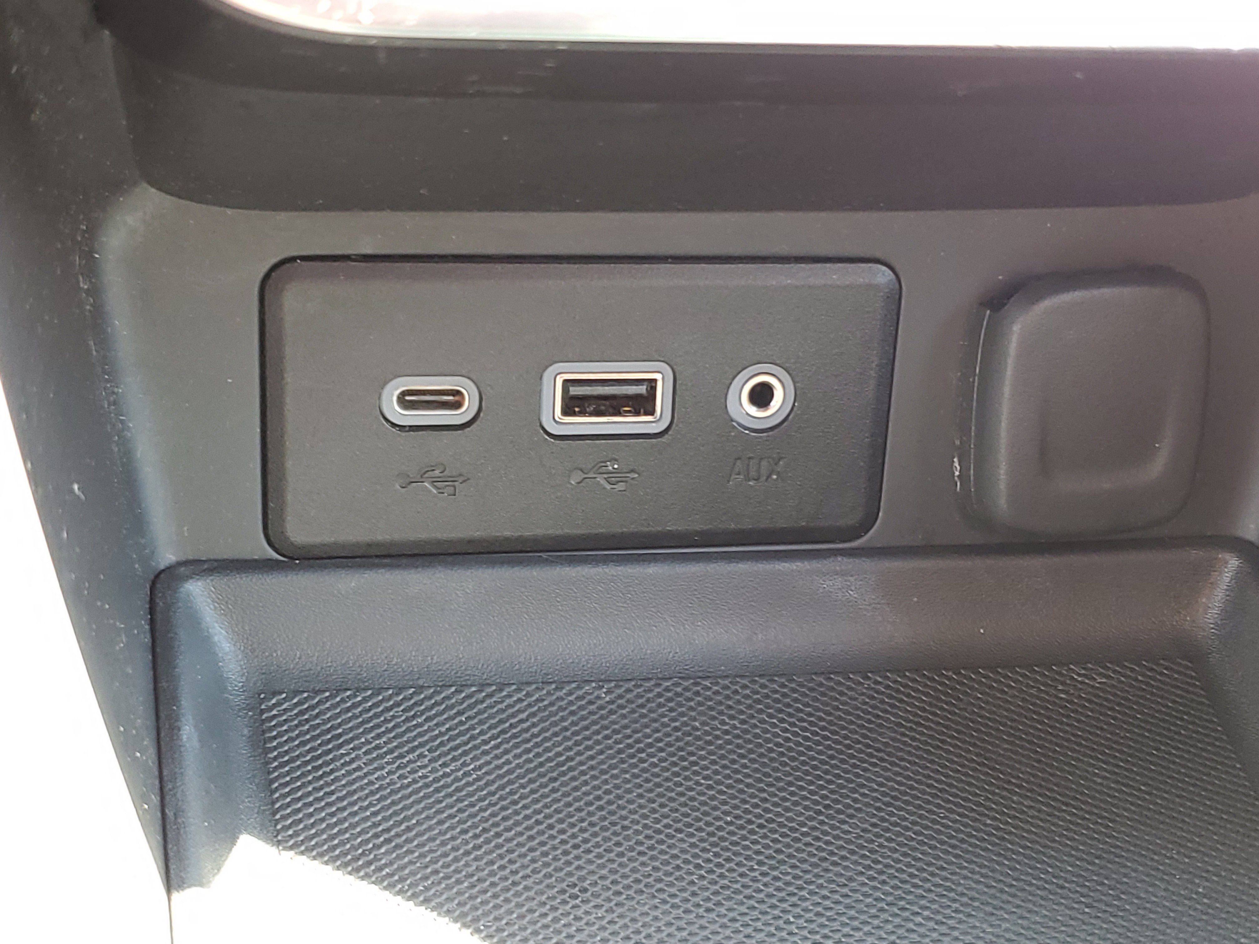 Used 2020 GMC Terrain SLE w/ Driver Convenience Package image 22