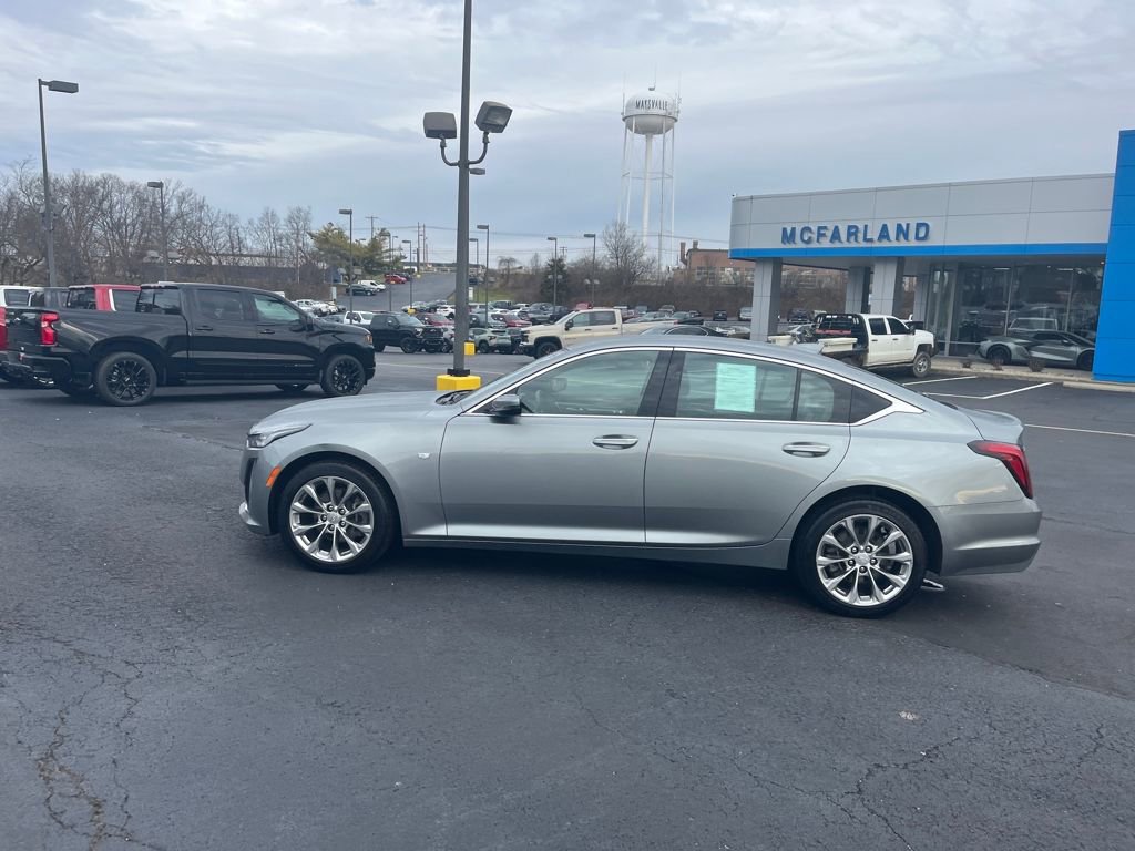 Used 2023 Cadillac CT5 Luxury image 2