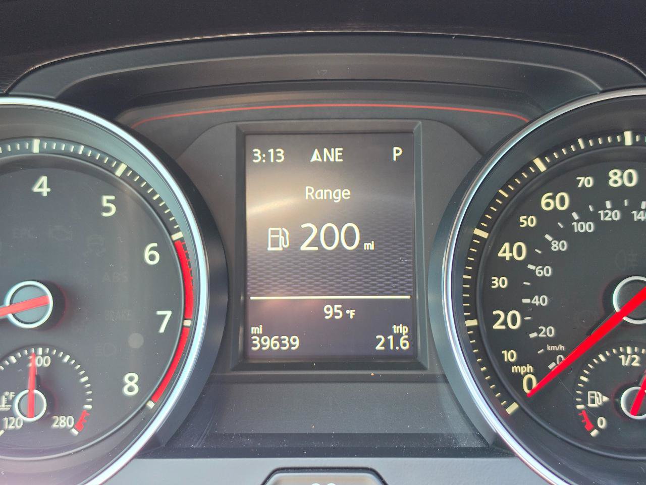 Used 2015 Volkswagen GTI S FWD image 15