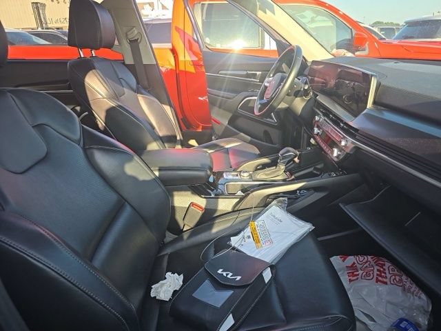 Used 2025 Kia Telluride S AWD/4WD image 10