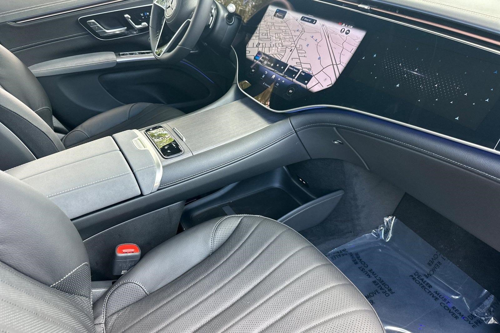 New 2026 Mercedes-Benz EQS 400 4MATIC SUV image 28