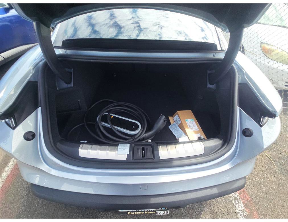 Used 2022 Porsche Taycan GTS AWD/4WD image 14