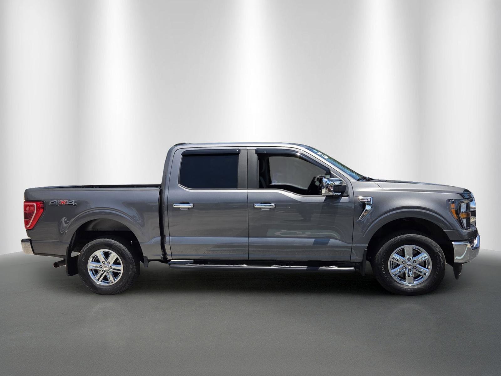 Used 2023 Ford F150 XLT w/ Trailer Tow Package AWD/4WD image 9