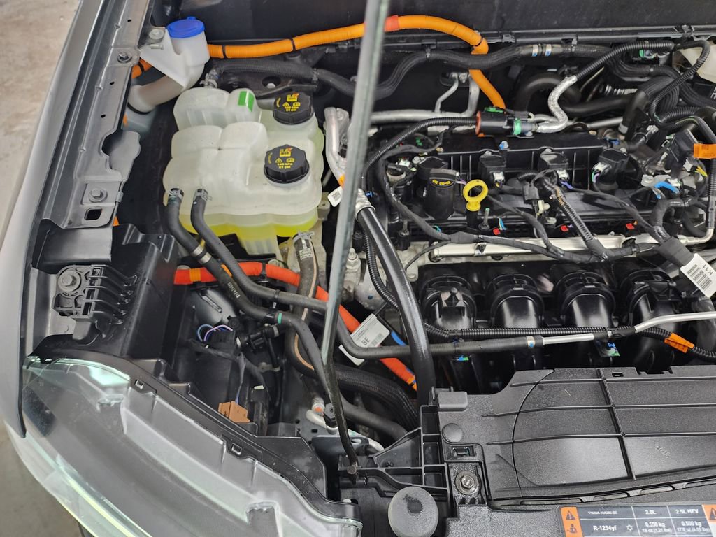 Used 2024 Ford Maverick Lariat w/ Black Appearance Package image 40