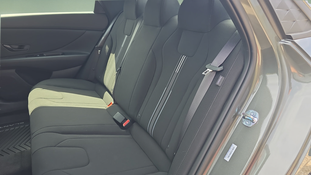 New 2026 Hyundai Elantra Sport FWD image 9
