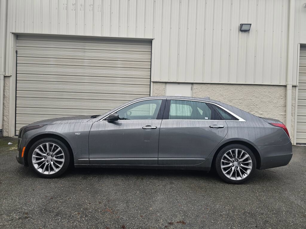 Used 2017 Cadillac CT6 Luxury image 3