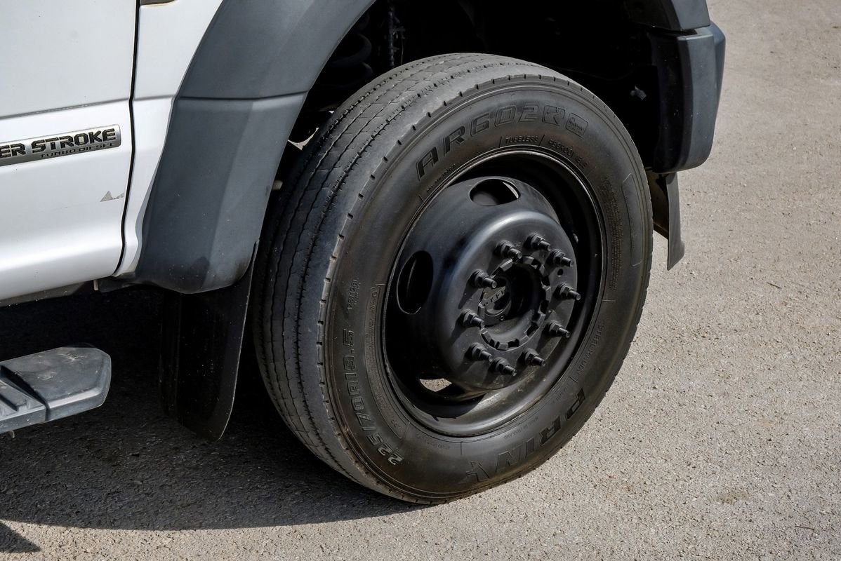 Used 2021 Ford F550 4x4 Crew Cab Super Duty w/ Power Equipment Group image 55