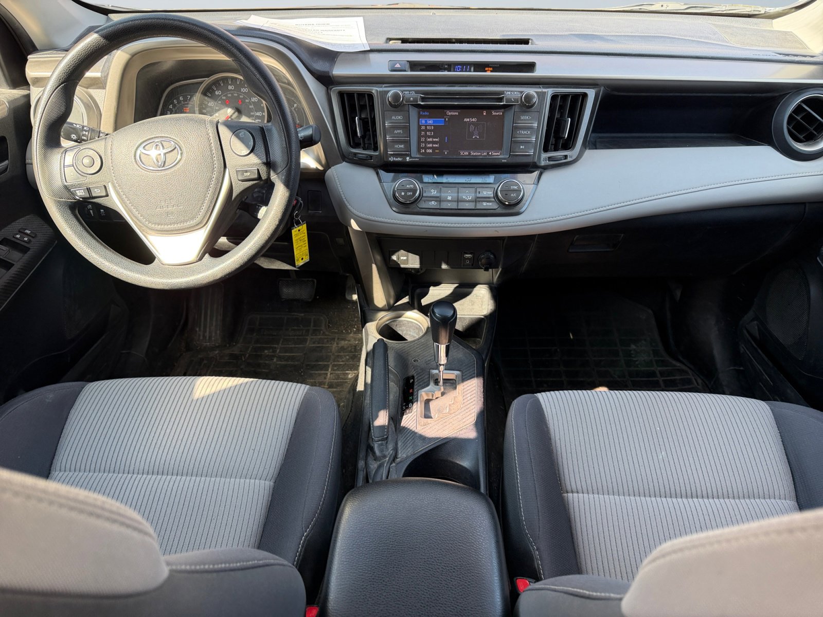 Used 2015 Toyota RAV4 XLE image 11