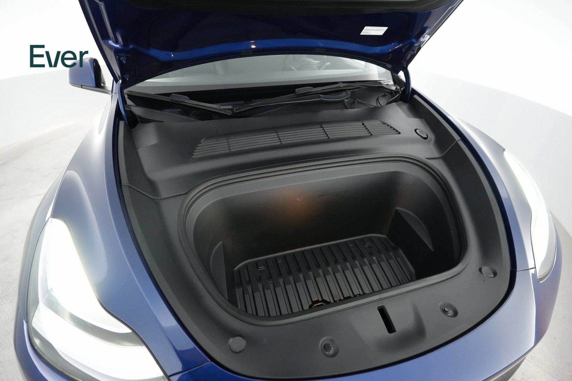 Used 2022 Tesla Model Y Long Range image 22