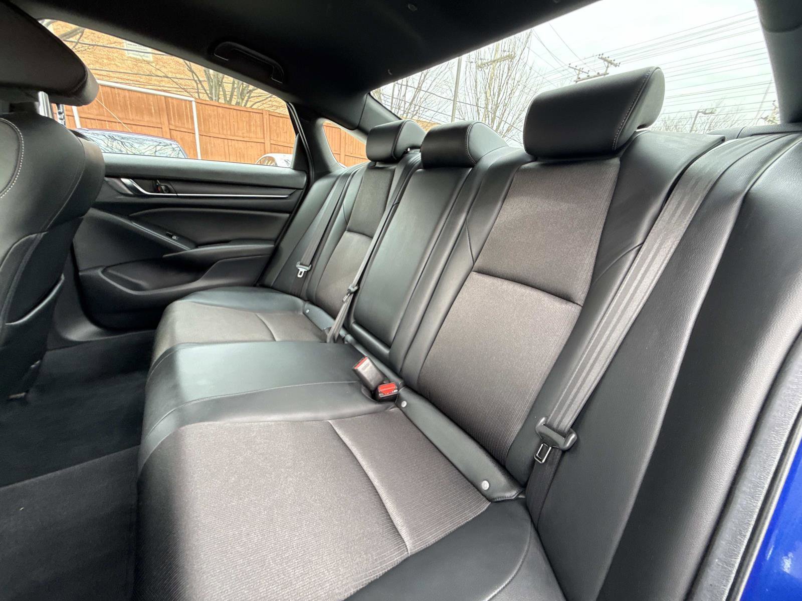 Used 2022 Honda Accord Sport image 14