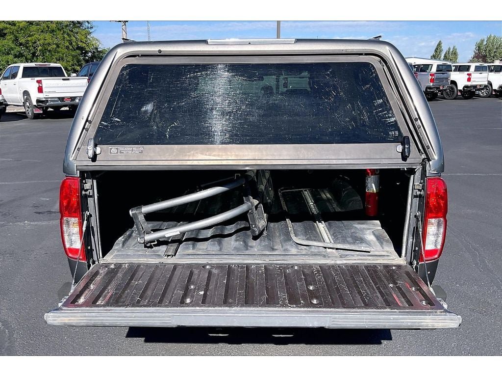 Used 2007 Nissan Frontier SE w/ SE Value Truck Pkg AWD/4WD image 11