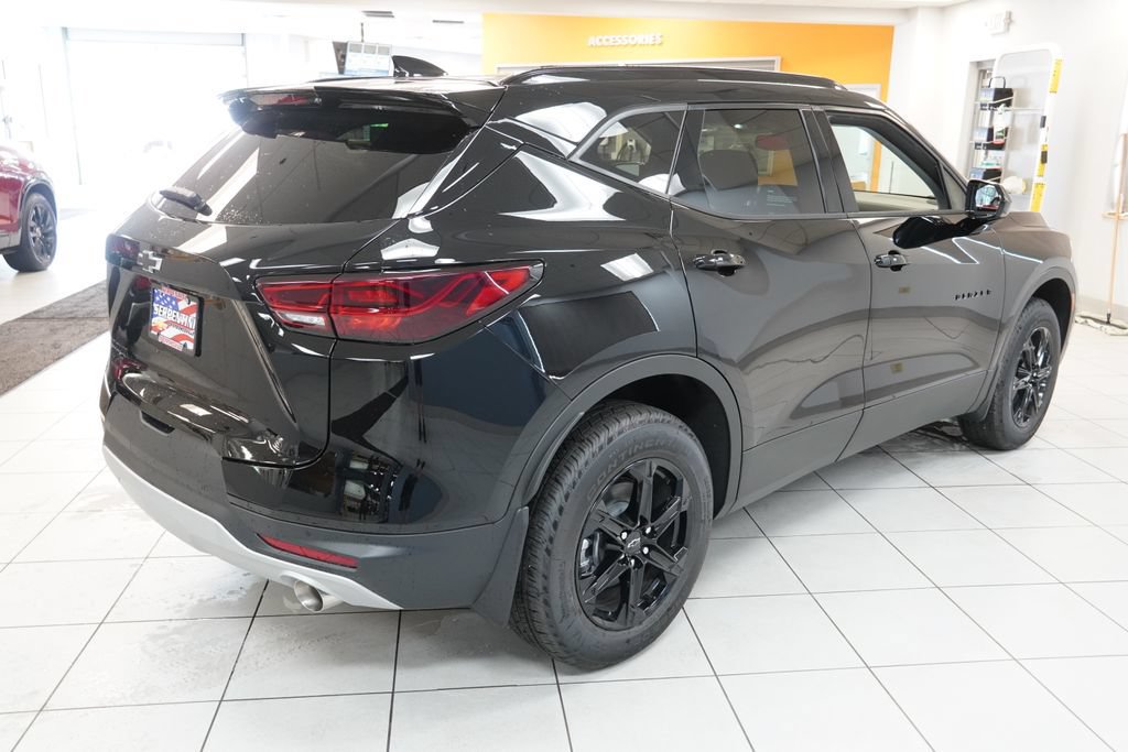 New 2026 Chevrolet Blazer LT w/ Convenience Package FWD image 12