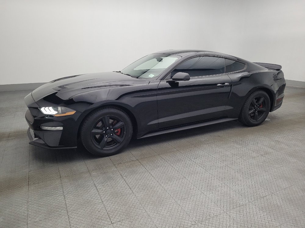 Used 2019 Ford Mustang EcoBoost image 2