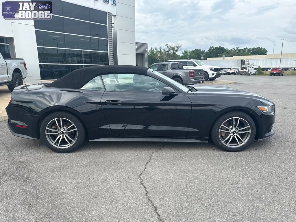 Used 2017 Ford Mustang Premium RWD image 7