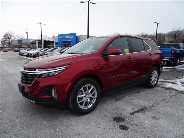 Used 2024 Chevrolet Equinox LT image 1