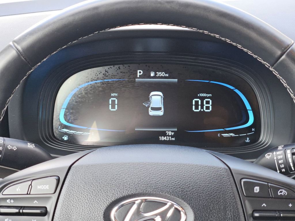 Used 2025 Hyundai Venue SEL FWD image 26