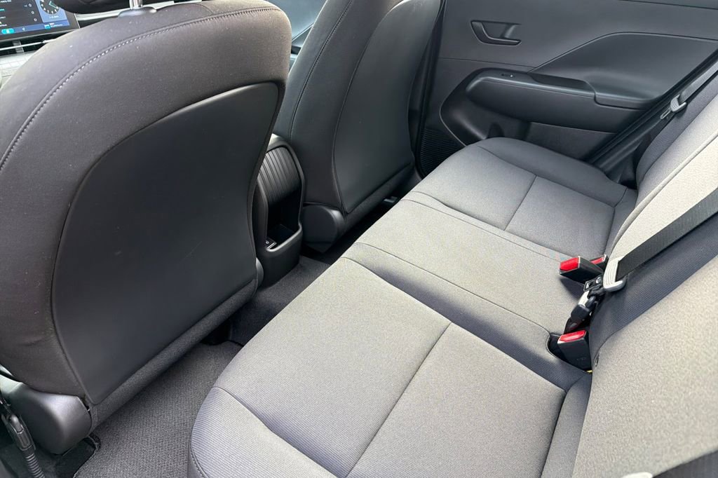 New 2026 Hyundai Kona SE image 10