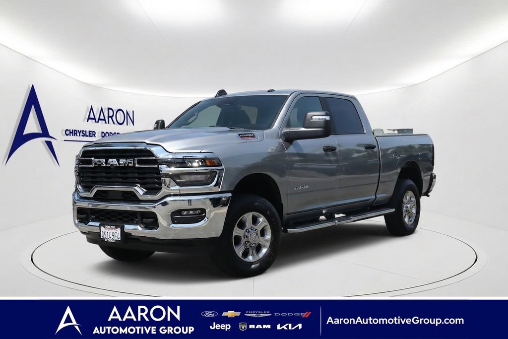 Used 2026 RAM 2500 Big Horn AWD/4WD image 1