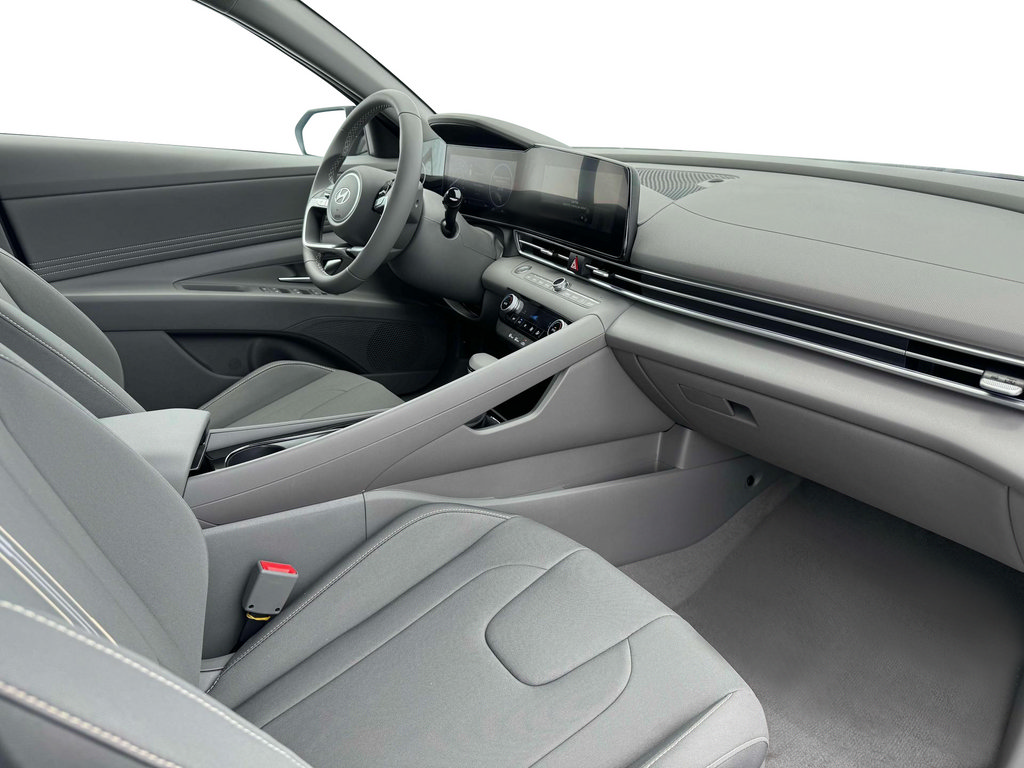 New 2025 Hyundai Elantra SEL FWD image 16
