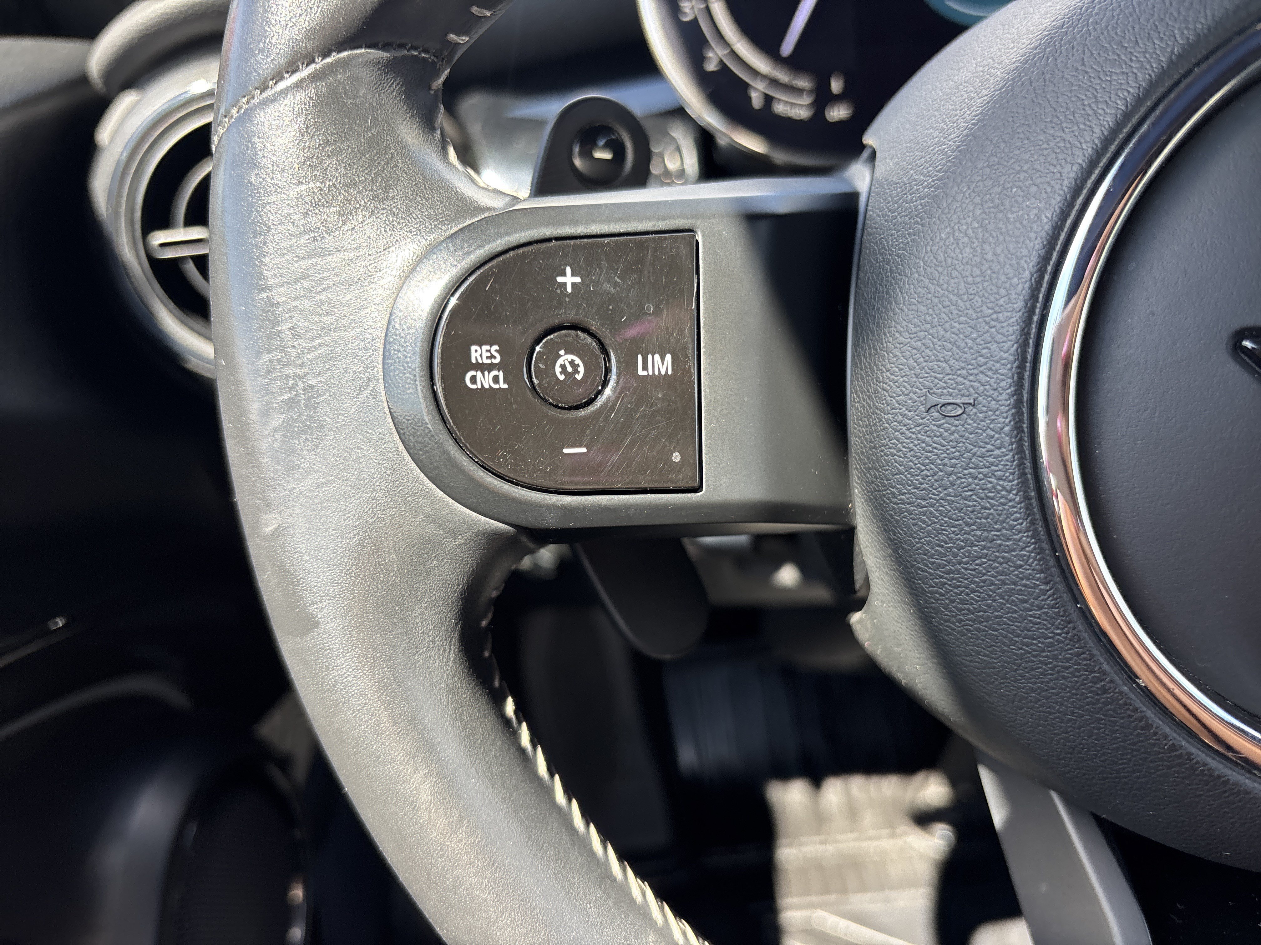 Certified 2024 MINI Cooper S FWD image 19