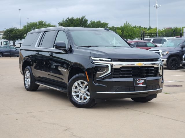 Used 2025 Chevrolet Suburban LS RWD video 2