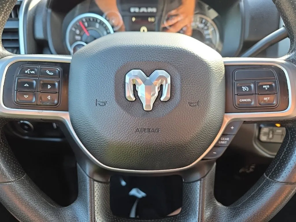 Used 2022 RAM 2500 Big Horn AWD/4WD image 24