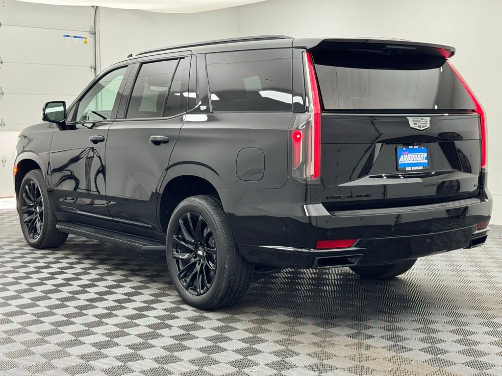 Used 2023 Cadillac Escalade Sport w/ LPO, ONYX Package AWD/4WD image 16