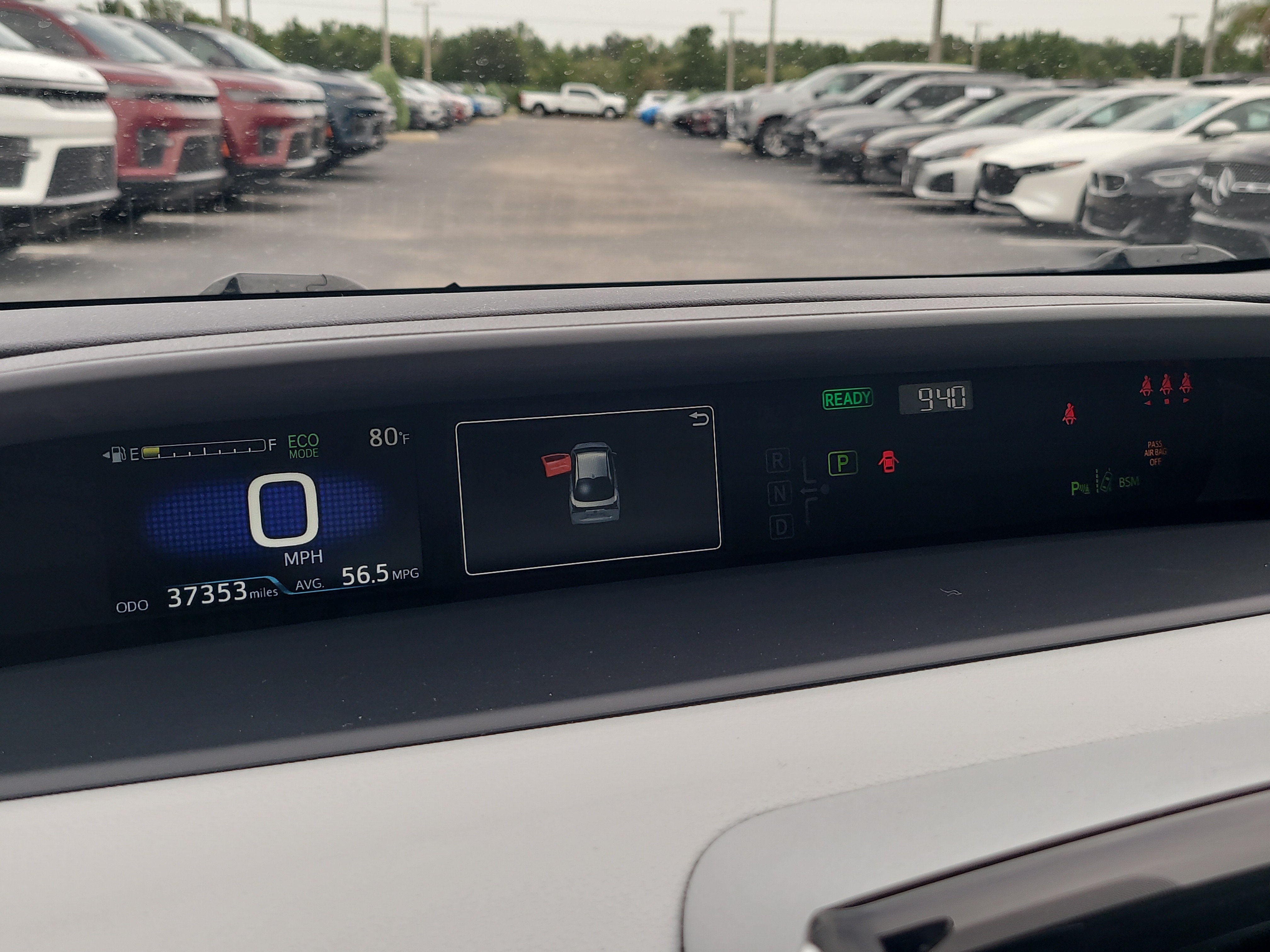 Used 2022 Toyota Prius LE FWD image 25