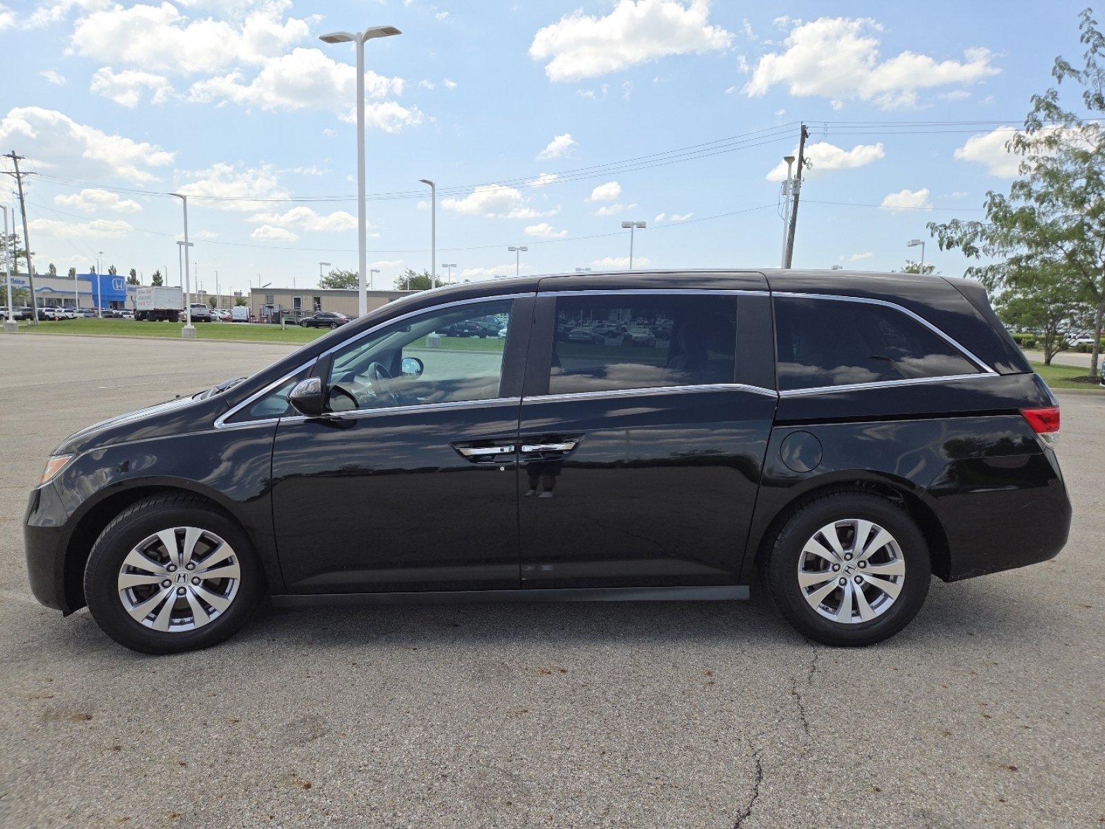Used 2015 Honda Odyssey EX image 12